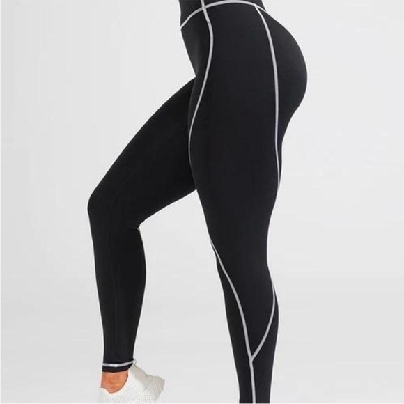 Buffbunny Collection Black Leggings White Piping Small - Picture 2 of 9